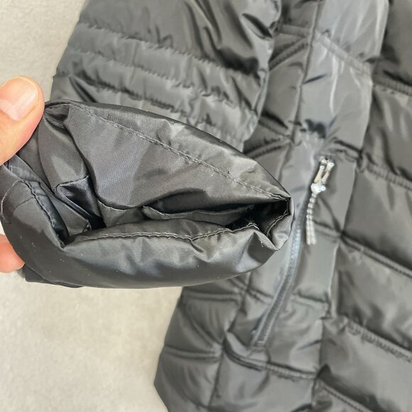 NEW Nautica Women's Size M Black Puffer Jacket W/ Detachable Faux Fur Hood - Picture 10 of 13